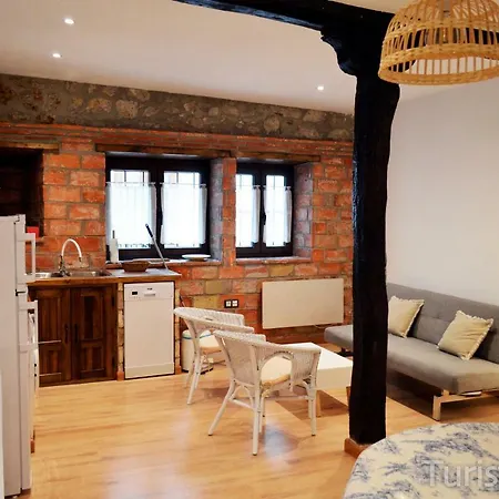 Llerandi 1a - Centrico Y Completamente Reformado *